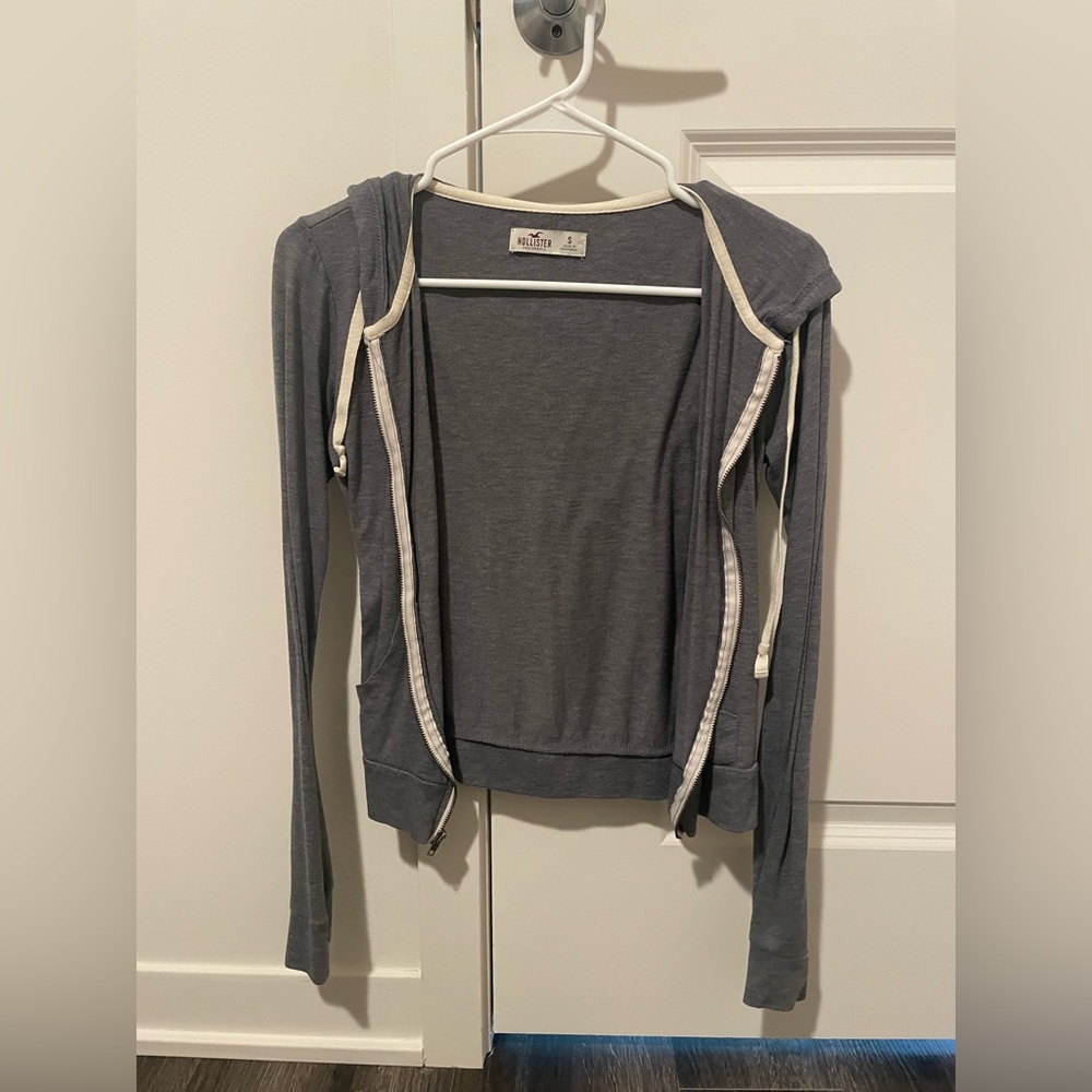 Gray Sweatshirt